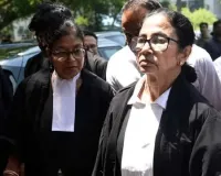 कलकत्ता हाई कोर्ट में ममता बनर्जी के खिलाफ जोरदार नारेबाजी: ‘चोर-चोर’ के नारों से गूंजा परिसर, धक्का-मुक्की से बढ़ा सियासी तापमान