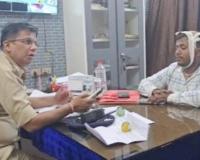 CG Crime: बिलासपुर में बेखौफ बदमाशों का आतंक, बाइक रोककर युवक पर हमला, चाकू दिखाकर लूट ले गए लाखों की संपत्ति