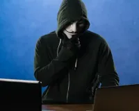 WhatsApp पर आ रहीं खतरनाक फाइलें! एक क्लिक में हैक हो सकता है आपका सिस्टम, साइबर एक्सपर्ट्स ने जारी की चेतावनी