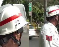 रायपुर में ट्रैफिक जवानों के लिए AC हेलमेट का ट्रायल शुरू: भीषण गर्मी से राहत देने वाली तकनीक की होगी परीक्षा