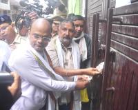 सूर्या हत्याकांड के बाद प्रशासन सख्त: गाजियाबाद में 3 अवैध मदरसे सील, कई संस्थानों को नोटिस