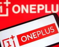 Apple-Samsung के बीच कैसे बना OnePlus ‘फ्लैगशिप किलर’? जानिए भारत में सफलता की पूरी कहानी