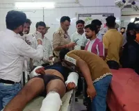 जमीन की रंजिश में खूनी खेल! भाजपा नेता पर कुल्हाड़ी से युवक के दोनों हाथ काटने का आरोप, मां साड़ी से रोकती रही खून