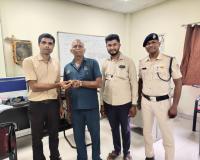 3 लाख की अंगूठी बायो-टॉयलेट में गिरी... रेलवे कर्मचारियों की ईमानदारी ने लौटाई मुस्कान