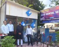 बिलासपुर स्टेशन पर शुरू हुई बाइक रेंटल सेवा, यात्रियों का सफर होगा आसान