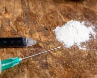 Surguja HIV Alert: नशे के लिए साझा इंजेक्शन बना जानलेवा, सरगुजा संभाग में 175 लोग HIV संक्रमित; स्वास्थ्य विभाग ने जारी की चेतावनी