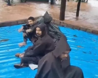 Chhattisgarh Rain Alert: बाढ़ में डूबे नारायणपुर के BSF कैंप, पेड़ों और छतों पर फंसे जवानों का रेस्क्यू; प्रदेश में 2 दिन भारी बारिश का अलर्ट