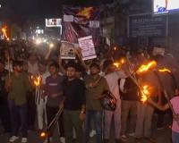 Jharkhand Student Protest: भर्ती परीक्षाओं में कथित गड़बड़ी को लेकर उबाल, छात्र नेता देवेंद्र नाथ महतो अनिश्चितकालीन भूख हड़ताल पर; अभिजीत दीपके ने दिया समर्थन