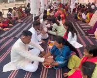 सलाखों के बीच सजा भाई की कलाई पर राखी, छलकी बहनों की आंखें… छत्तीसगढ़ की जेलों में दिखा रक्षाबंधन का भावुक रंग