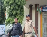 Baloda Bazar News: आत्मानंद स्कूल में शिक्षक पर गंभीर आरोप, छात्राओं से बदसलूकी और मारपीट की शिकायत; प्राचार्य हटाने के निर्देश