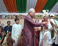 CG Politics: एक ही परिवार, दो सियासी रास्ते! मंत्री खुशवंत साहब भाजपा में तो बड़े भाई ढाल दास कांग्रेस के साथ, छत्तीसगढ़ में बढ़ी राजनीतिक हलचल
