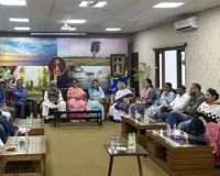 Bengal Politics: दुर्गा पूजा से पहले बंगाल में बड़ा ‘खेला’? TMC के 17 बागी सांसदों के BJP में जाने का दावा, पार्टी ने कहा- फैसला इतना आसान नहीं