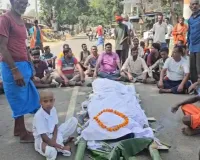 आत्महत्या मानने को तैयार नहीं परिवार! SF-6 जवान की मौत पर सड़क पर रखा शव, हत्या की आशंका से गरमाया मामला