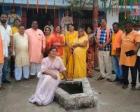 चुनरी यात्रा में उमड़ा मातृशक्ति का जनसैलाब, लेकिन वायरल हो गई हवन कुंड पर बैठ कर पोज वाली फोटो