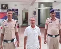धार्मिक भावनाओं से खिलवाड़, फेसबुक में पोस्ट कर मचा रहा था बवाल, मोबाइल और सिम सहित आरोपी गिरफ्तार