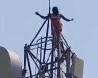 पुराना बस स्टैंड में घंटों चला हाई-वोल्टेज ड्रामा, नीचे पुलिस-प्रशासन की भीड़… ऊपर तेज हवा में बेखौफ खड़ी रही महिला