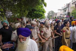 विजिलेंस टीम से भिड़ना बिक्रम मजीठिया को पड़ा भारी, गंभीर आरोपों में घिरे
