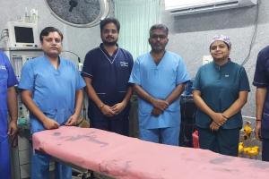 रायपुर में मेडिकल चमत्कार: अम्बेडकर अस्पताल में 5 घंटे की जटिल सर्जरी, पेट से निकाले गए तीन ट्यूमर