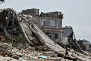 कश्मीर में आफत की बारिश: रियासी में बादल फटने से एक ही परिवार के 7 लोगों की मौत, कई इलाके प्रभावित