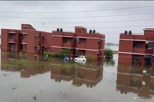 पंजाब में बाढ़ से संकट: नवोदय विद्यालय में फंसे 400 बच्चे और स्टाफ, रेस्क्यू में देरी से भड़के परिजन