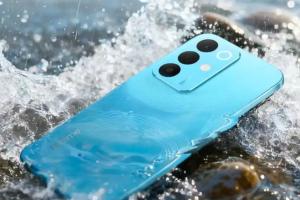 7000mAh बैटरी और 50MP कैमरा वाला शानदार 5G फोन, मिलिट्री-ग्रेड ड्यूरेबिलिटी भी