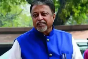 BJP छोड़ टीएमसी में गए मुकुल रॉय को हाईकोर्ट से बड़ा झटका, विधानसभा सदस्यता रद्द