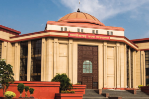 54 बिल्डरों के लिए खोद डाली 25 करोड़ की मुरूम हाई कोर्ट ने लिया स्वतः संज्ञान 