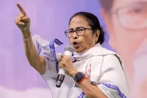 ममता बनर्जी की बढ़ीं मुश्किलें! राजनीतिक भाषण में सांप्रदायिक टिप्पणी का आरोप, शिकायत दर्ज
