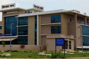 रिटायर साहब को मलाईदार कुर्सी दिलाने दलालों ने मंत्रालय में डाला डेरा, क्या संविदा के भरोसे चलेगा जल संसाधन विभाग?