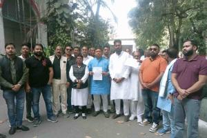 जिला प्रशासन ने फ्लेक्सों में कांग्रेस विधायक अटल श्रीवास्तव और  दिलीप लहरिया  के साथ भी प्रोटोकॉल को  किया नजरअंदाज : सिद्धांशू मिश्रा 