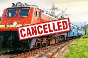 Train Alert: बिलासपुर जोन में मेगा ब्लॉक का असर, 10 ट्रेनें रद्द, कई रूट बदले; 3 मई से 22 मई तक सफर से पहले जरूर चेक करें अपडेट