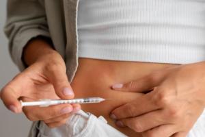 वेट लॉस वाले इंजेक्शन से घटा लिया वजन, मगर छोड़ने पर हो जाएगा फिर वही हाल? पढ़ें क्या कहती है नई स्टडी