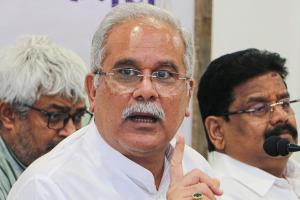 बलरामपुर में SDM पर मारपीट का आरोप: बुजुर्ग की मौत से सियासत गरम, भूपेश बोले- ‘प्रशासनिक आतंक’, BJP ने कहा- जांच का करें इंतजार 