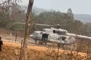 बीजापुर में प्रेशर IED ब्लास्ट: एरिया डॉमिनेशन के दौरान STF जवान घायल, हायर सेंटर रेफर