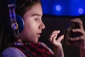 क्या गेम खेलने से बच्चों की मेंटल हेल्थ खराब होती है? तीन नाबालिग लड़कियों की मौत ने खड़े किए गंभीर सवाल