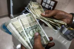 Salary Boost Alert: 1 अप्रैल से बढ़ सकती है इन-हैंड सैलरी, इन शहरों को मिलेगा बड़ा फायदा