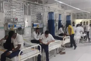 पुलिस लाइन में फूड प्वाइजनिंग का मामला: 100 से ज्यादा जवान बीमार, अस्पताल में मचा हड़कंप