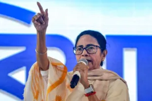 ममता बनर्जी ने पुरोहित और मुअज्जिनों के लिए बढ़ाया मानदेय, किसानों को मिलेगा सीधा लाभ