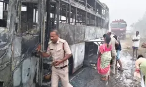 Bus Fire Incident: भुवनेश्वर-मालकानगिरि बस में भीषण आग, विधायक समेत 40 यात्री सुरक्षित, वाहन जलकर खाक