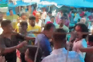 जगदलपुर में वन्यजीव तस्करी पर कार्रवाई के दौरान बवाल: तोतों की अवैध बिक्री रोकने पहुंचे रेंजर पर हमला, दो आरोपी गिरफ्तार