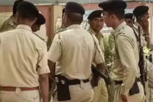 पश्चिम बंगाल के भवानीपुर जिले में साधु-संतों से कथित मारपीट पर घमासान, Suvendu Adhikari का TMC पर सीधा हमला, दोनों पक्ष आमने-सामने