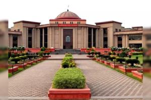 Bilaspur High Court: यह बेंच हंटिंग का स्पष्ट मामला है, कतई बर्दाश्त नहीं... मस्तूरी गोलीकांड के आरोपियों की चालाकी पर चीफ जस्टिस रमेश सिन्हा की तल्ख टिप्पणी