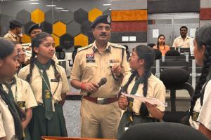 बिलासपुर: जब स्कूली बच्चों ने संभाला शहर का ट्रैफिक कंट्रोल! हाईटेक पुलिसिंग देख रह गए दंग, SSP ने बनाया 'ब्रांड एंबेसडर'