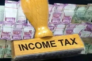 अजमेर में चौंकाने वाला मामला: कपड़े प्रेस करने वाले को 598 करोड़ के इनकम टैक्स नोटिस, पैन कार्ड के दुरुपयोग की आशंका