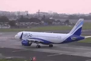 कोलकाता-पुणे फ्लाइट में इमरजेंसी, रायपुर में उतरा विमान, महिला की तबीयत बिगड़ने पर लिया त्वरित फैसला, इलाज के बाद उड़ान फिर रवाना