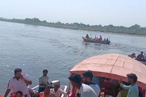 यमुना में मौत का मंजर: मथुरा नाव हादसे के बाद रेस्क्यू तेज, 20 मोटरबोट के साथ जारी तलाश, 7 श्रद्धालु अब भी लापता, 10 शव पंजाब रवाना