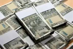 पहली पोस्टिंग में ही विवादों में IPS माधव उपाध्याय: अवैध वसूली के आरोपों से मचा हड़कंप, सरकार ने हटाया, व्हाट्सएप चैट में लाखों के लेन-देन का खुलासा