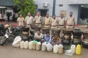 Korba Crackdown: ‘सजग कोरबा’ अभियान में अवैध शराब पर बड़ी कार्रवाई, 428 लीटर जब्त, 28 आरोपी गिरफ्तार,  SP का अल्टीमेटम- अब नहीं चलेगा नशे का कारोबार 