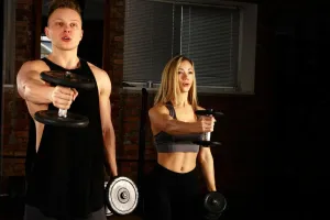 Gym Routine Mistakes: गर्मियों में जिम करते समय भूलकर भी न करें ये गलतियां, बढ़ सकता है हार्ट अटैक का खतरा