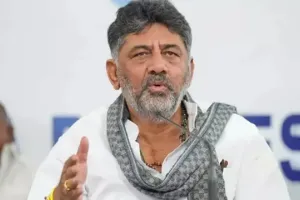 CM बनते ही बढ़ीं डीके शिवकुमार की मुश्किलें! मंत्रालय बंटवारे पर फिर नाराजगी, शिकायत लेकर दिल्ली पहुंचे मंत्री